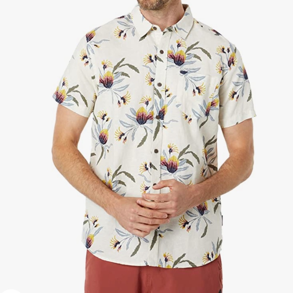 Rip Curl Short Sleeve Button Down Shirt Woven SWC Banksia NWT Mens Size Small